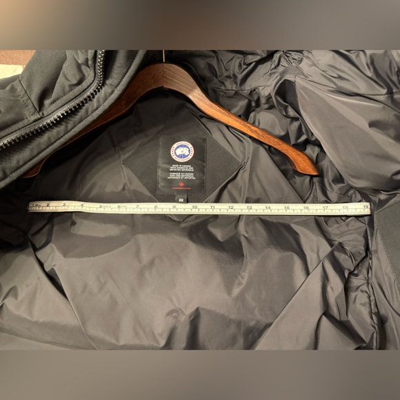 Canada Goose Men's Carson Parka Jacket - Picture 10 of 10